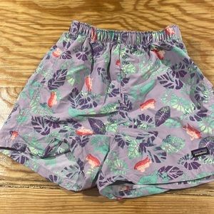 Patagonia size 5 girls shorts